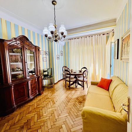 Ampio Appartamento Centrale Санремо Екстер'єр фото